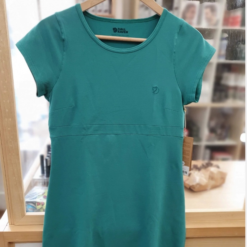 Fjällräven Hight Coast Women dress. Large. Green